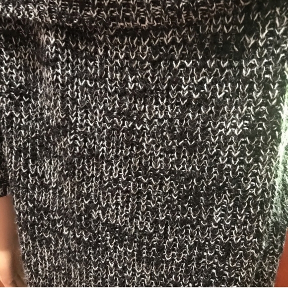 Heather Knit Tunic Dress - Picture 8 of 10